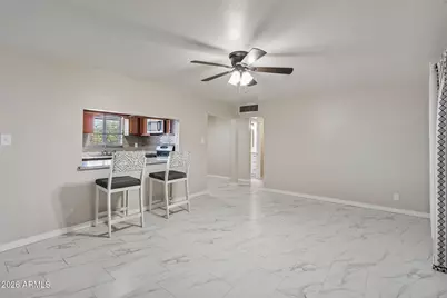 5618 N 35th Drive, Phoenix, AZ 85019 - Photo 7