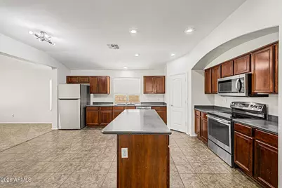 2930 S 161st Drive, Goodyear, AZ 85338 - Photo 5