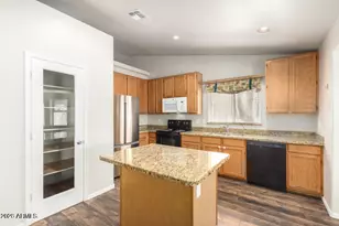 1924 E Sharon Dr, Phoenix, AZ 85022 - Photo 17