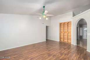 1924 E Sharon Dr, Phoenix, AZ 85022 - Photo 9