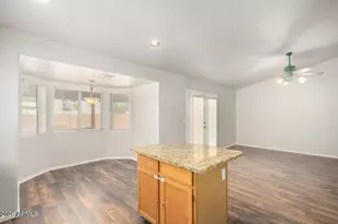 1924 E Sharon Dr, Phoenix, AZ 85022 - Photo 13