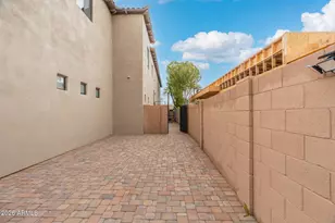 3112 N Valencia Ln, Phoenix, AZ 85018 - Photo 35