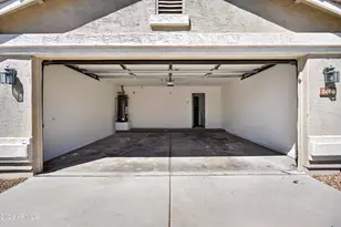 2480 S Walnut Dr, Chandler, AZ 85286 - Photo 13