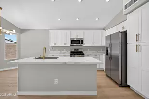 2480 S Walnut Dr, Chandler, AZ 85286 - Photo 9