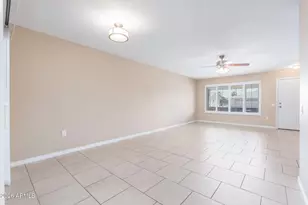 9858 W Silver Bell Dr, Sun City, AZ 85351 - Photo 11