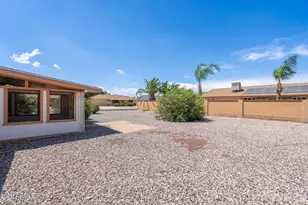 9858 W Silver Bell Dr, Sun City, AZ 85351 - Photo 33