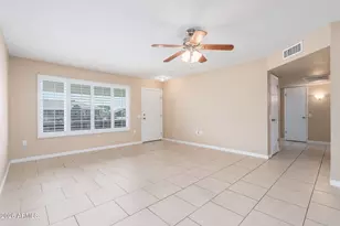 9858 W Silver Bell Dr, Sun City, AZ 85351 - Photo 7