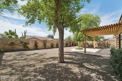 16195 W Glenrosa Avenue, Goodyear, AZ 85395 - Photo 33