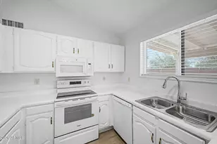 7055 E Gary St, Mesa, AZ 85207 - Photo 9