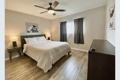 2303 S Cottonwood Drive, Tempe, AZ 85282 - Photo 3