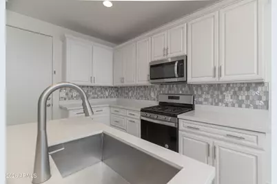6018 W Hartford Court, Glendale, AZ 85308 - Photo 11