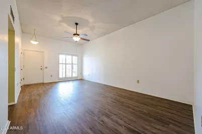 13071 N 100th Drive, Sun City, AZ 85351 - Photo 11