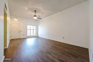 13071 N 100th Dr, Sun City, AZ 85351 - Photo 11