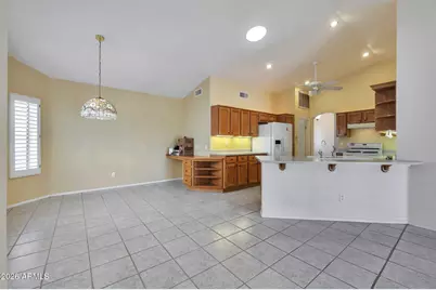 15324 W Piccadilly Road, Goodyear, AZ 85395 - Photo 11