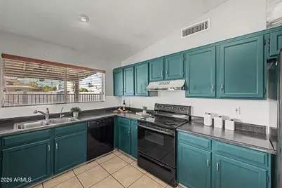 4860 E Capistrano Avenue, Phoenix, AZ 85044 - Photo 7