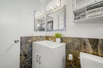 4860 E Capistrano Avenue, Phoenix, AZ 85044 - Photo 17