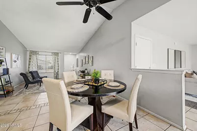 4860 E Capistrano Avenue, Phoenix, AZ 85044 - Photo 9
