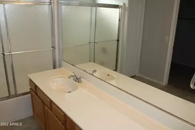 13232 W Desert Lane, Surprise, AZ 85374 - Photo 15