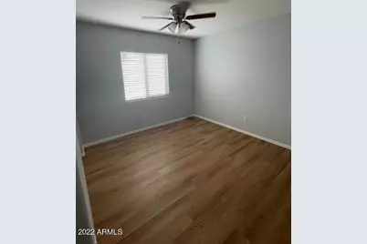13232 W Desert Lane, Surprise, AZ 85374 - Photo 11