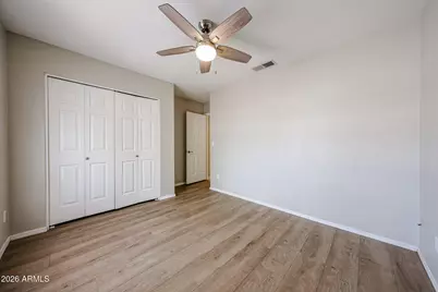 6320 W Paradise Lane, Glendale, AZ 85306 - Photo 9
