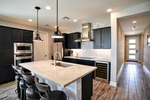 3261 Huckleberry Wy, Wickenburg, AZ 85390 - Photo 3