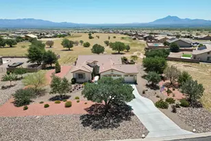 6439 E Saddlehorn Circle, Hereford, AZ 85615 - Photo 3