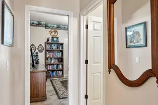 6439 E Saddlehorn Circle, Hereford, AZ 85615 - Photo 13