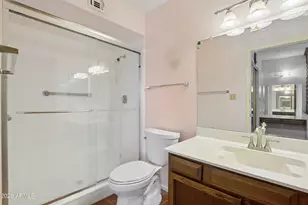 2262 S Emerson Cir, Mesa, AZ 85210 - Photo 19