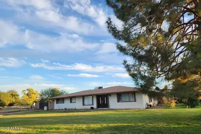 6809 S 66th Avenue, Laveen, AZ 85339 - Photo 1