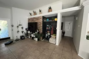 11185 W Ashley Chantil Dr, Surprise, AZ 85378 - Photo 9