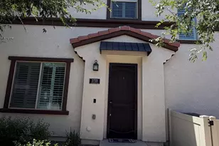 2723 S Cavalier Dr, Gilbert, AZ 85295 - Photo 3