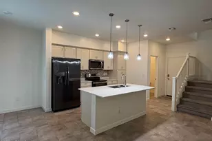 2723 S Cavalier Dr, Gilbert, AZ 85295 - Photo 11