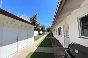 1132 W North Ln, Phoenix, AZ 85021 - Photo 13
