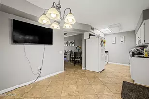 13033 N 99th Dr, Sun City, AZ 85351 - Photo 11