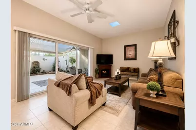 10165 W Loma Blanca Drive, Sun City, AZ 85351 - Photo 7