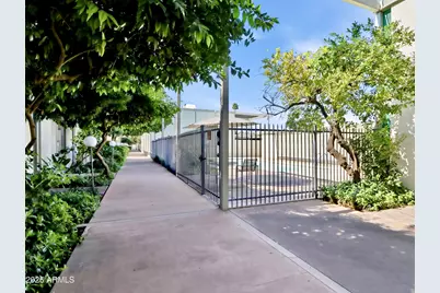 4411 N 40th Street #51, Phoenix, AZ 85018 - Photo 5
