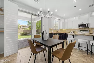 3957 S Vineyard Court, Gilbert, AZ 85297 - Photo 5
