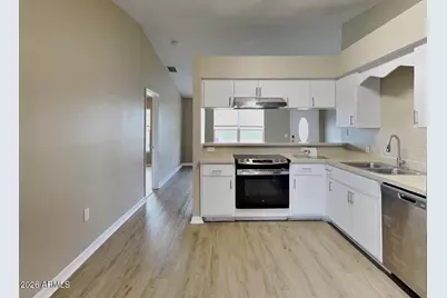 8907 W Roma Avenue, Phoenix, AZ 85037 - Photo 5