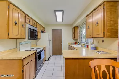 1536 E Gemini Drive, Tempe, AZ 85283 - Photo 17