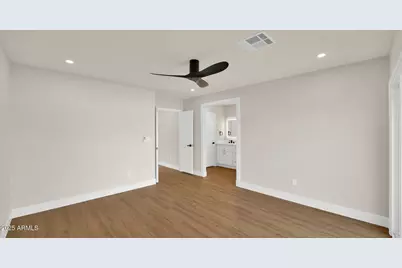 116 E Helena Drive, Phoenix, AZ 85022 - Photo 23