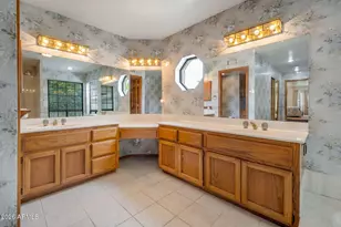 8631 E San Lucas Dr, Scottsdale, AZ 85258 - Photo 21