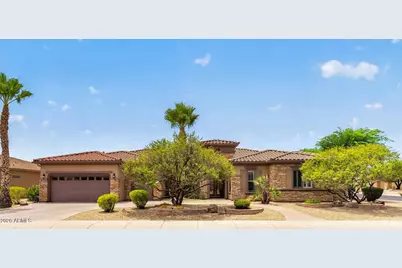 17229 W Whitmore Hall Lane, Surprise, AZ 85387 - Photo 3