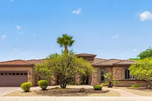 17229 W Whitmore Hall Ln, Surprise, AZ 85387 - Photo 3