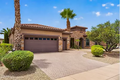 17229 W Whitmore Hall Lane, Surprise, AZ 85387 - Photo 9