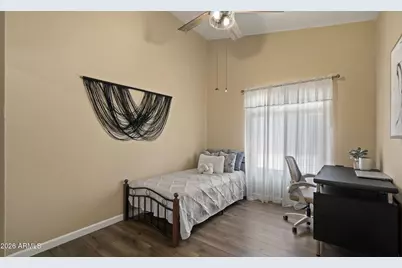 6120 W Shangri La Road, Glendale, AZ 85304 - Photo 17