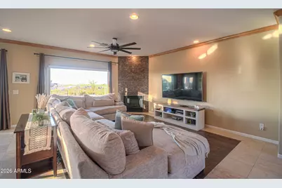 2044 W Olney Avenue, Phoenix, AZ 85041 - Photo 9