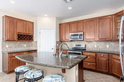 15236 W Pierson Street, Goodyear, AZ 85395 - Photo 13