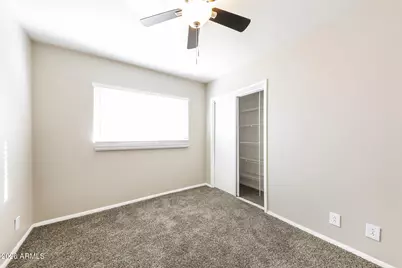 2301 W Village Drive, Phoenix, AZ 85023 - Photo 15