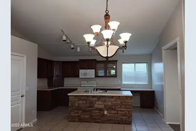 8074 N 109th Drive, Peoria, AZ 85345 - Photo 7