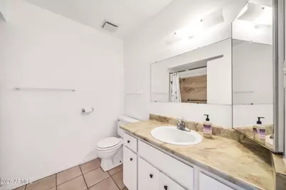 9645 W Mountain View Road #B, Peoria, AZ 85345 - Photo 25